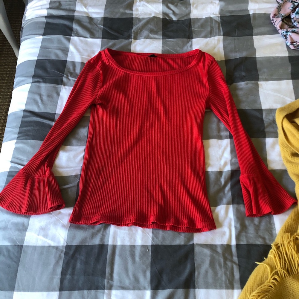 Ribbed long sleeve shirt